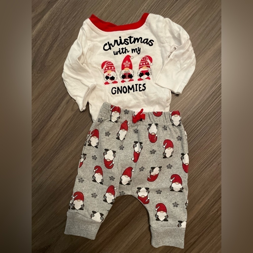 Koala Kids Christmas Gnomes Set - Red and Grey size Newborn